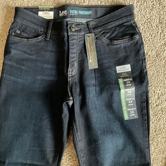 Lee Jeans - Picture 2 of 7